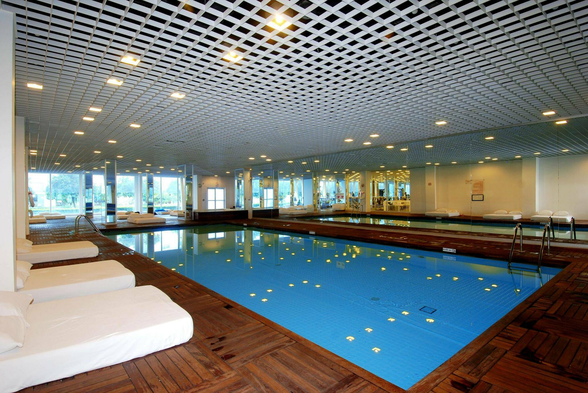 Hotel Su & Aqualand Antalya Exterior foto The swimming pool
